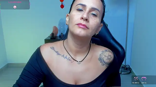 Snapshot of Sara_Charmy chatting on May 20, 2026, 11:05 am Sara Charmy online show from May 20, 2026, 11:05 am