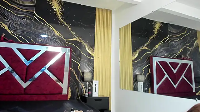 SweetAlana  online show from September 17, 2025, 7:26 pm