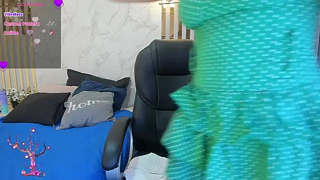 Snapshot of Oriana_gh chatting on October 14, 2025, 3:40 am Oriana gh online show from October 14, 2025, 3:40 am