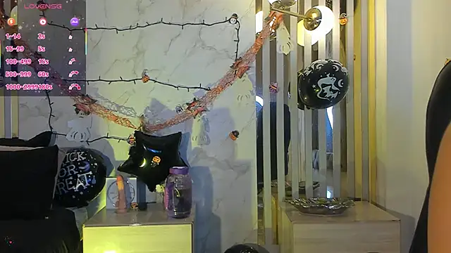 Snapshot of Oriana_gh chatting on October 22, 2025, 3:29 am Oriana gh online show from October 22, 2025, 3:29 am