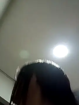 MiaStarts online show from October 23, 2025, 9:19 am