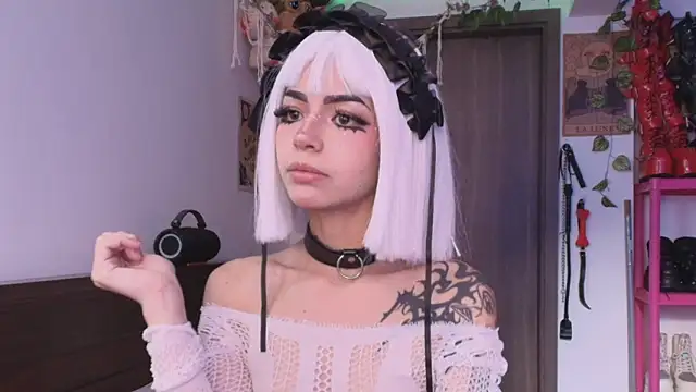 Snapshot of _mollycrystal chatting on February 26, 2026, 12:59 pm mollycrystal online show from February 26, 2026, 12:59 pm