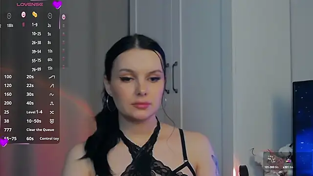 Miss Vic online show from March 2, 2025, 8:07 pm