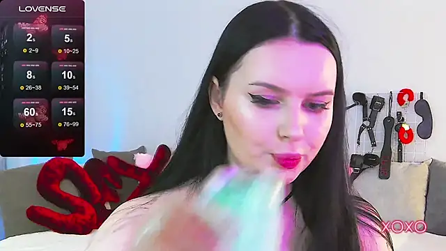 Snapshot of Miss_Vic chatting on May 17, 2026, 4:03 pm Miss Vic online show from May 17, 2026, 4:03 pm