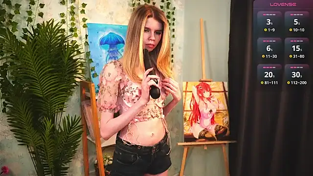 AmityDilley online show from May 13, 2026, 3:37 am