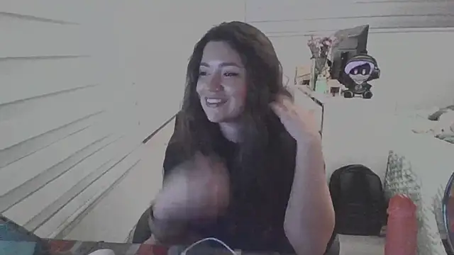 Piolapk online show from November 18, 2025, 2:06 am