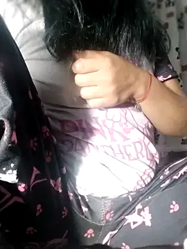 Snapshot of FresitaSquirt24 chatting on February 8, 2026, 6:28 am FresitaSquirt24 online show from February 8, 2026, 6:28 am