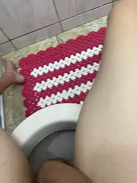 Snapshot of Dj4lma chatting on October 7, 2025, 11:24 pm Dj4lma online show from October 7, 2025, 11:24 pm