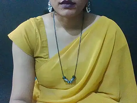 Snapshot of sugandha_bhabhi chatting on January 13, 2026, 4:45 pm sugandha bhabhi online show from January 13, 2026, 4:45 pm