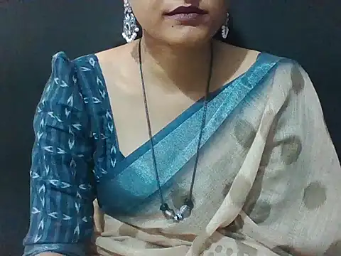 Snapshot of sugandha_bhabhi chatting on February 10, 2026, 4:33 pm sugandha bhabhi online show from February 10, 2026, 4:33 pm