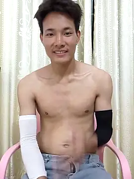 Snapshot of Dannyhobb chatting on March 21, 2025, 11:55 am Dannyhobb online show from March 21, 2025, 11:55 am