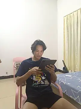 Snapshot of Dannyhobb chatting on October 1, 2025, 2:23 pm Dannyhobb online show from October 1, 2025, 2:23 pm