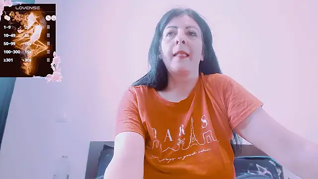 Snapshot of Alina_eve chatting on October 12, 2025, 9:19 am Alina eve online show from October 12, 2025, 9:19 am