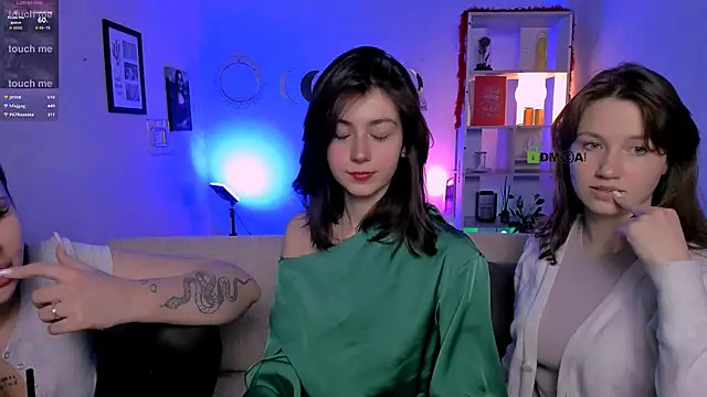 Snapshot of helli_belli chatting on March 2, 2026, 5:08 am helli belli online show from March 2, 2026, 5:08 am