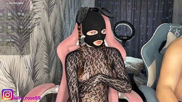 LallyRose69 online show from May 6, 2026, 7:46 am