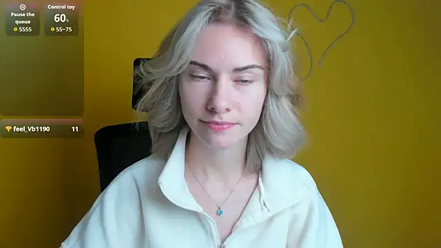 Fiona Night online show from October 26, 2025, 6:08 am