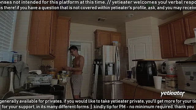 Snapshot of yetieater chatting on March 23, 2026, 4:44 pm yetieater online show from March 23, 2026, 4:44 pm