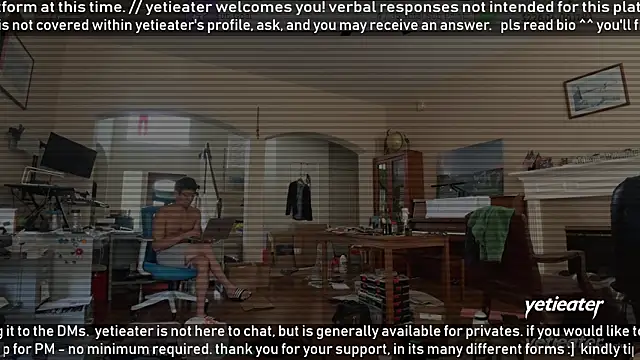 Snapshot of yetieater chatting on April 14, 2026, 4:46 pm yetieater online show from April 14, 2026, 4:46 pm