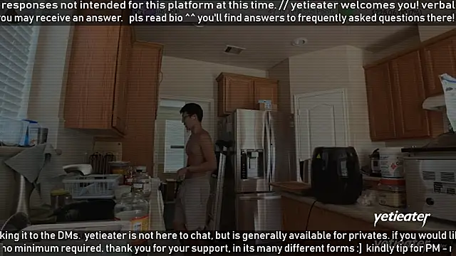 Snapshot of yetieater chatting on April 20, 2026, 4:32 pm yetieater online show from April 20, 2026, 4:32 pm