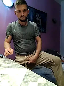 Snapshot of iurinicola chatting on March 15, 2026, 6:58 pm iurinicola online show from March 15, 2026, 6:58 pm