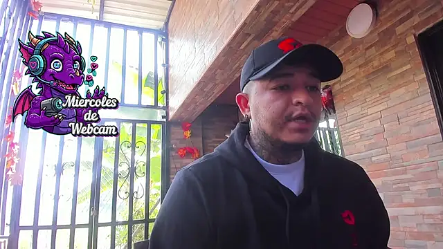 Snapshot of Strip_Classes_Col chatting on November 19, 2025, 3:01 pm Strip Classes Col online show from November 19, 2025, 3:01 pm