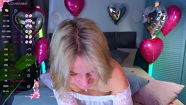 Snapshot of AssolMonet chatting on February 13, 2026, 7:37 am AssolMonet online show from February 13, 2026, 7:37 am