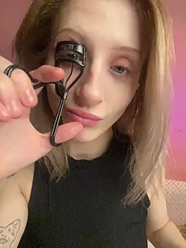 Snapshot of amorearte_m chatting on December 5, 2025, 2:47 pm amorearte m online show from December 5, 2025, 2:47 pm