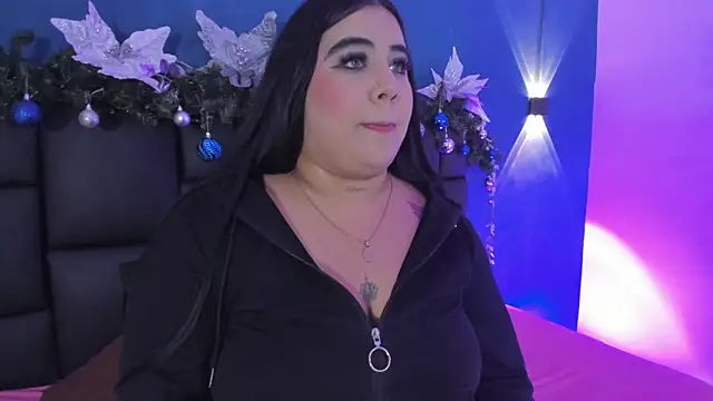 Snapshot of DANESKA_HILLER chatting on December 19, 2025, 7:43 pm DANESKA HILLER online show from December 19, 2025, 7:43 pm