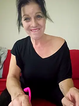 Snapshot of Melody73 chatting on February 7, 2026, 10:02 pm Melody73 online show from February 7, 2026, 10:02 pm