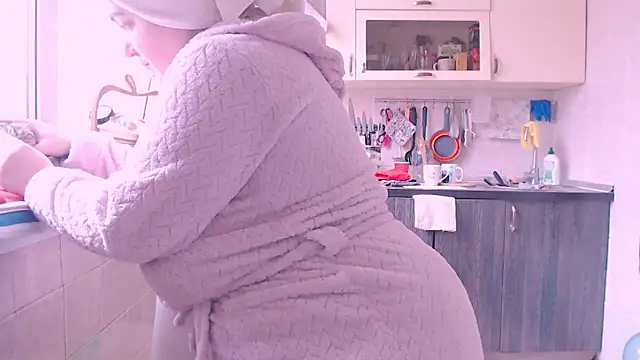 SoftLia online show from February 9, 2025, 6:43 am