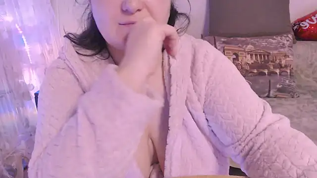 SoftLia online show from March 3, 2025, 3:20 pm