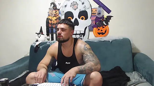 Tiberius hunk online show from November 2, 2025, 8:00 pm