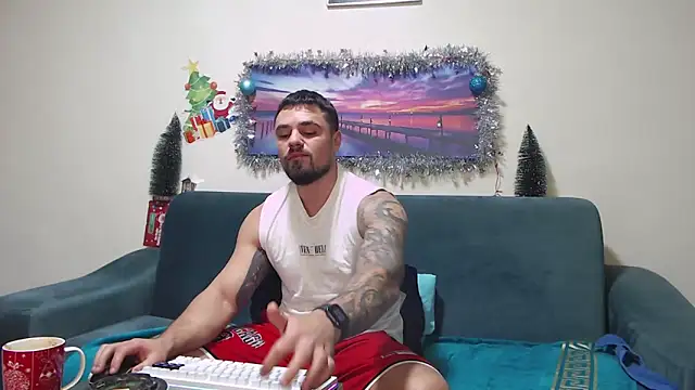 Snapshot of Tiberius_hunk chatting on January 6, 2026, 6:06 am Tiberius hunk online show from January 6, 2026, 6:06 am