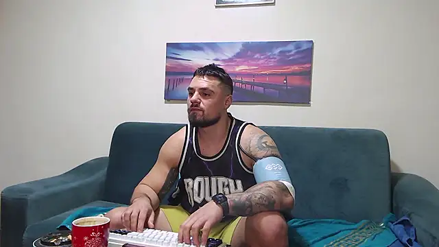 Snapshot of Tiberius_hunk chatting on January 9, 2026, 7:55 am Tiberius hunk online show from January 9, 2026, 7:55 am