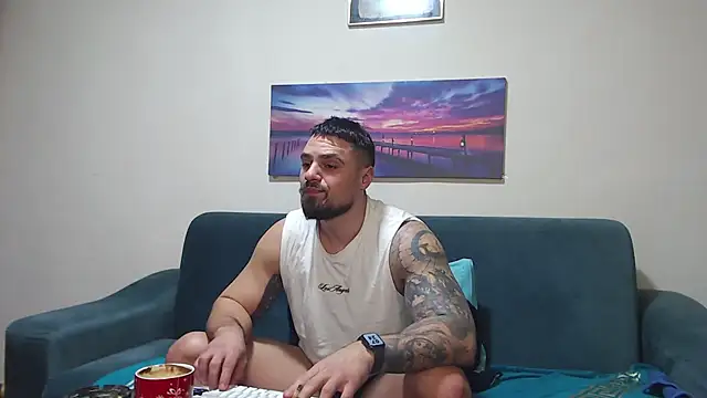 Snapshot of Tiberius_hunk chatting on January 14, 2026, 5:24 am Tiberius hunk online show from January 14, 2026, 5:24 am