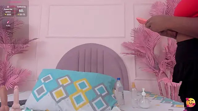 Snapshot of Hanaahquinn chatting on March 10, 2025, 11:42 am Hanaahquinn online show from March 10, 2025, 11:42 am