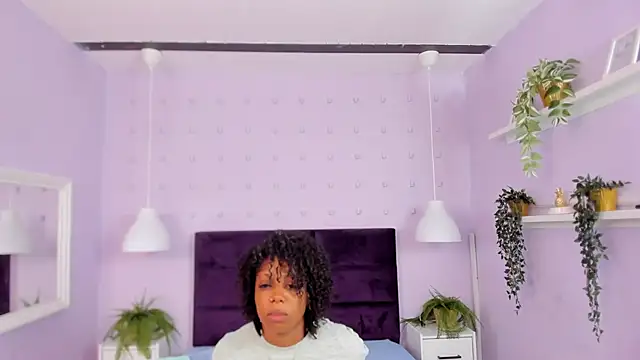 Snapshot of Hanaahquinn chatting on October 6, 2025, 11:51 am Hanaahquinn online show from October 6, 2025, 11:51 am