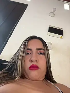 Snapshot of lunaxxx_69 chatting on January 6, 2026, 8:34 pm lunaxxx 69 online show from January 6, 2026, 8:34 pm