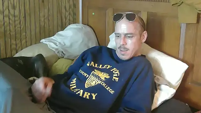 Snapshot of Mac_ThunderCock chatting on October 9, 2025, 11:47 pm Mac ThunderCock online show from October 9, 2025, 11:47 pm