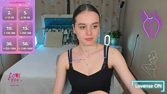 Snapshot of EmelyMason chatting on February 27, 2026, 12:27 pm EmelyMason online show from February 27, 2026, 12:27 pm