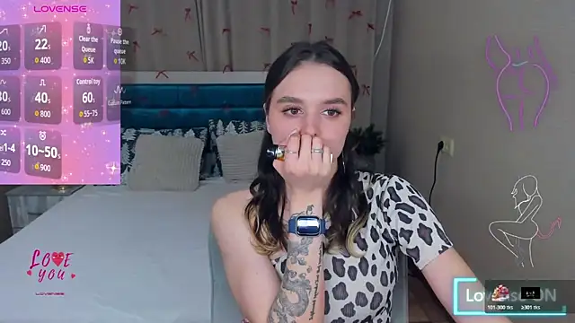 Snapshot of EmelyMason chatting on March 10, 2026, 11:26 am EmelyMason online show from March 10, 2026, 11:26 am