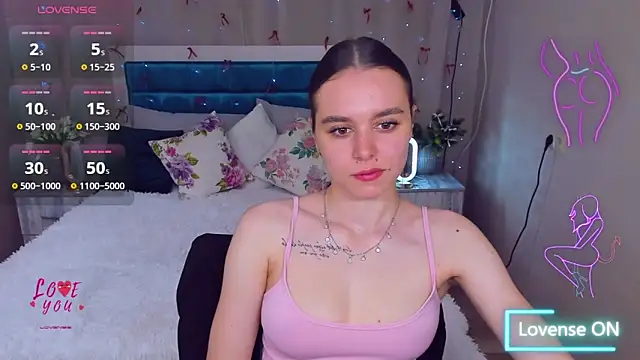 Snapshot of EmelyMason chatting on May 30, 2026, 6:32 am EmelyMason online show from May 30, 2026, 6:32 am