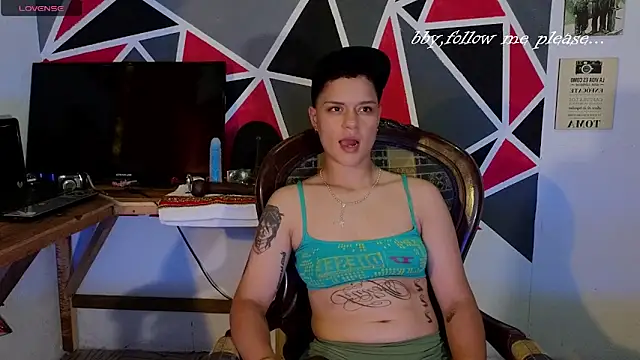 demimoore222 online show from October 14, 2025, 10:21 pm