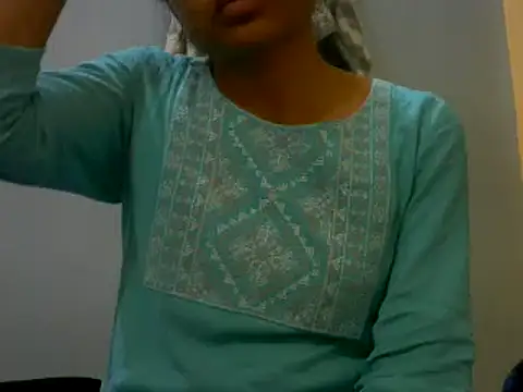 Snapshot of mayra89 chatting on February 19, 2026, 4:14 pm mayra89 online show from February 19, 2026, 4:14 pm