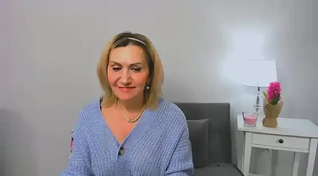 IsabellaSexyMilf online show from March 6, 2025, 4:07 pm