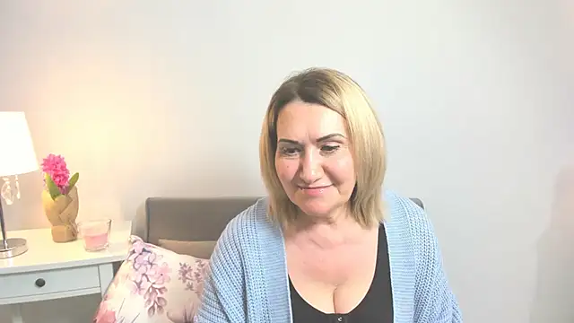 IsabellaSexyMilf online show from March 14, 2025, 5:24 pm