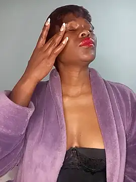 Missvixen81 online show from July 4, 2026, 11:11 pm