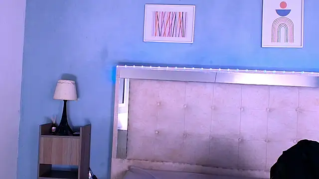 Snapshot of Emily_Castillo_1 chatting on September 24, 2025, 4:05 am Emily Castillo 1 online show from September 24, 2025, 4:05 am