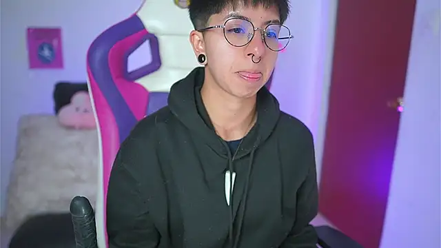 tommy blue online show from September 19, 2025, 12:50 pm