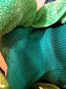 BellyDancer1 online show from November 15, 2025, 8:49 pm